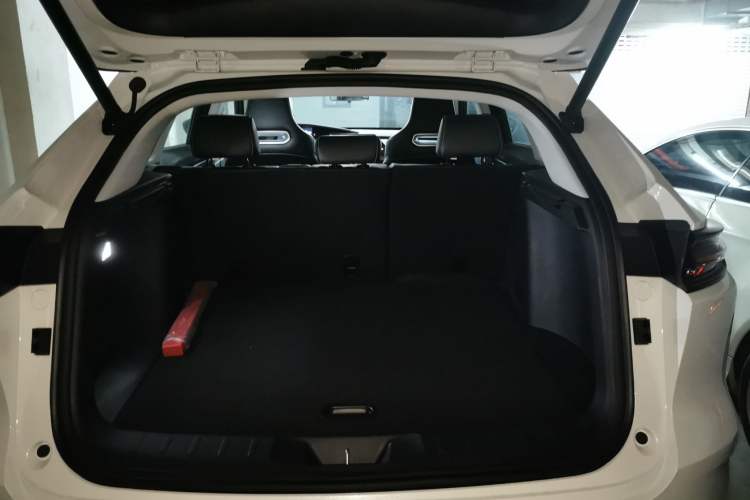 Used Changan UNI-K 2023 2.0T All-Wheel-Drive Enjoyment Version