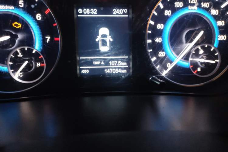 Used Dongfeng Fengon S560 2018 1.8L Manual Comfort 7-Seater Odometer Close Up