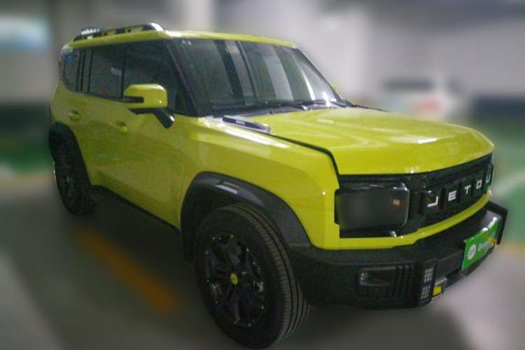 Used JETOUR Traveler 2023 2.0T All-Wheel-Drive CrossPRO Front Right 45 Deg