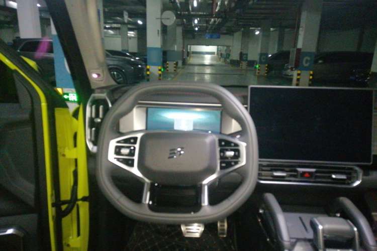 Used JETOUR Traveler 2023 2.0T All-Wheel-Drive CrossPRO Steering Wheel