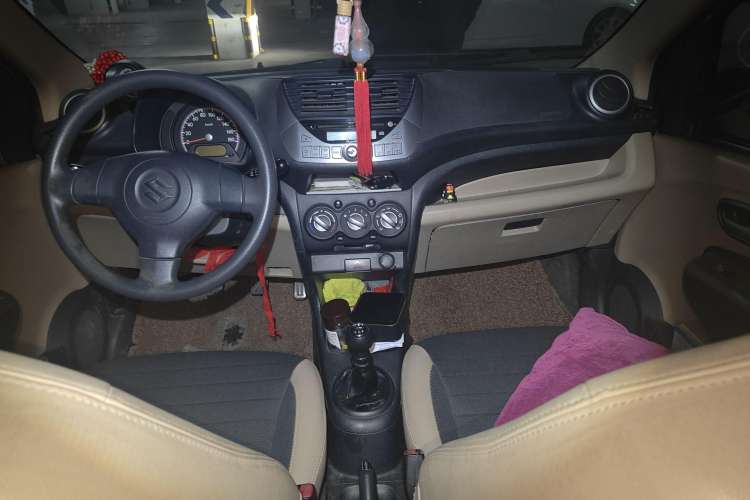 Used Suzuki Alto 2009 1.0L Manual Deluxe Edition Center Console