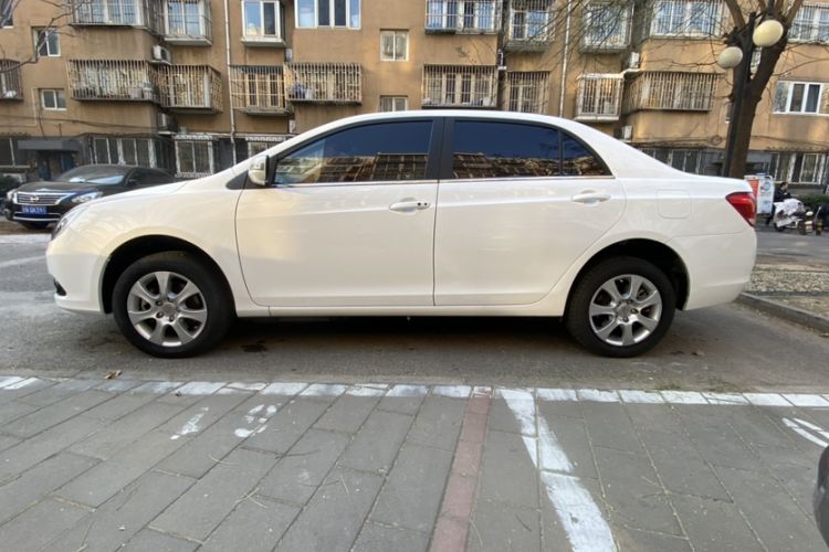 Used BYD e5 2017 300 Prestige Edition
