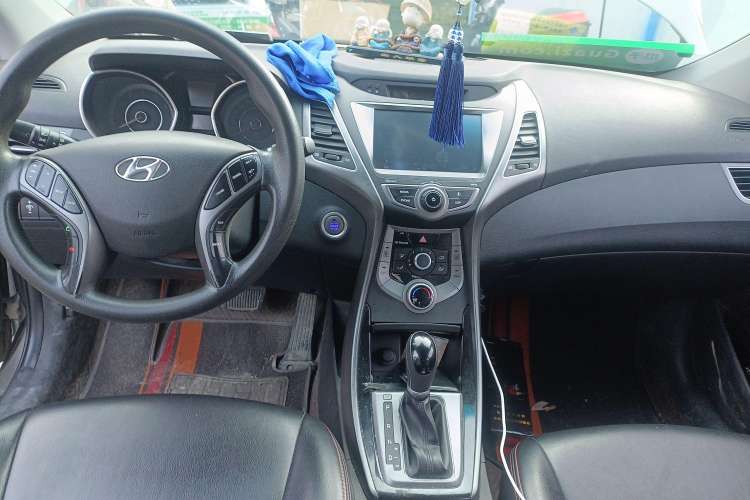 Used Hyundai Elantra (5th Generation / Langdong) 2016 1.6L Automatic Prestige Model