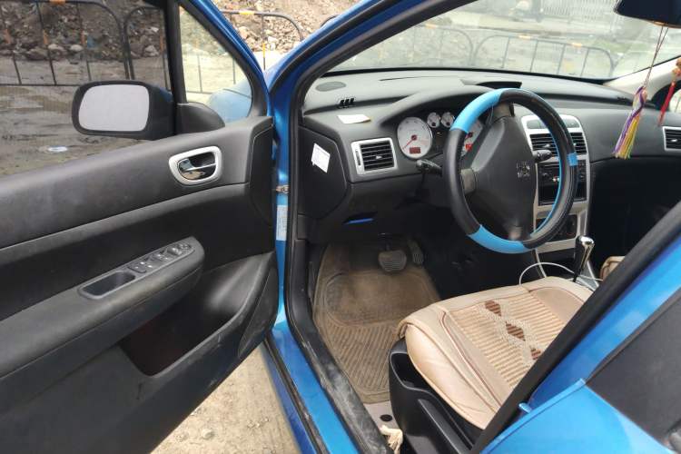 Used Peugeot 307 2010 Hatchback 1.6L Automatic Comfort Edition