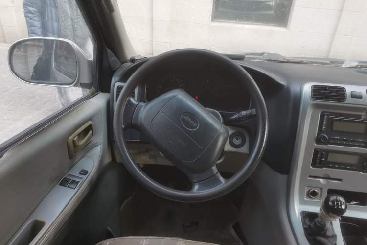 Used Jinbei Grace 2015 2.0L Classic Edition Basic Model Long Wheelbase 7-Seater
