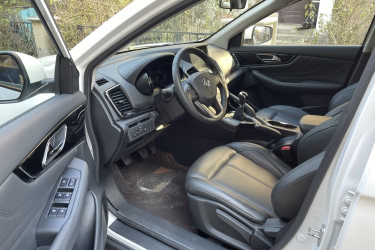 Used Dongfeng Aeolus AX7 2019 Classic 230T Manual Elite Model China VI Standard
