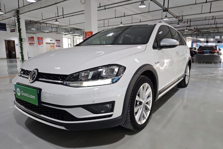 Used Volkswagen Golf 2019 1.8TSI Travel Edition