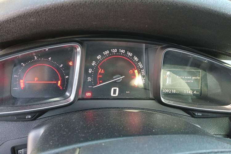 Used DS 5 2014 1.6T Luxury Edition THP160
