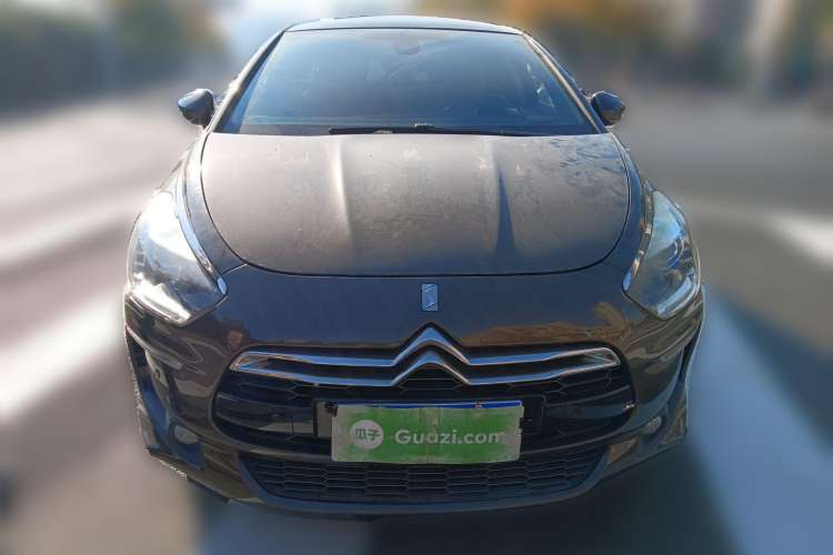 Used DS 5 2014 1.6T Luxury Edition THP160
