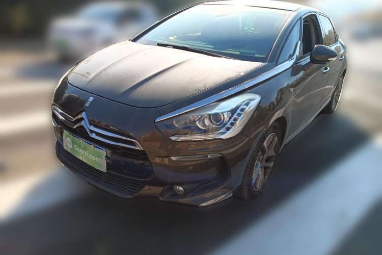 Used DS 5 2014 1.6T Luxury Edition THP160