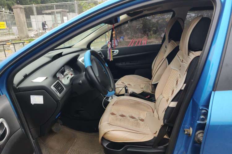 Used Peugeot 307 2010 Hatchback 1.6L Automatic Comfort Edition