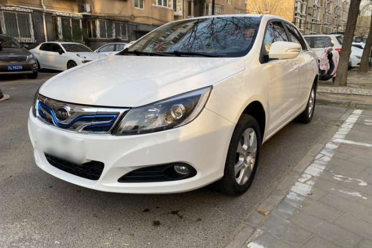 Used BYD e5 2017 300 Prestige Edition