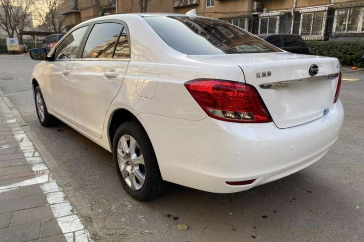 Used BYD e5 2017 300 Prestige Edition
