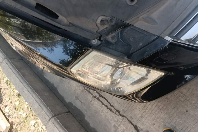 Used Cadillac SLS Seville 2011 2.0T Luxury Edition