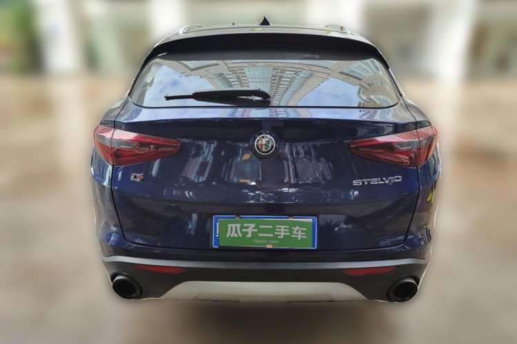 Used Alfa Romeo Stelvio 2017 2.0T 280HP Luxury Edition Rear