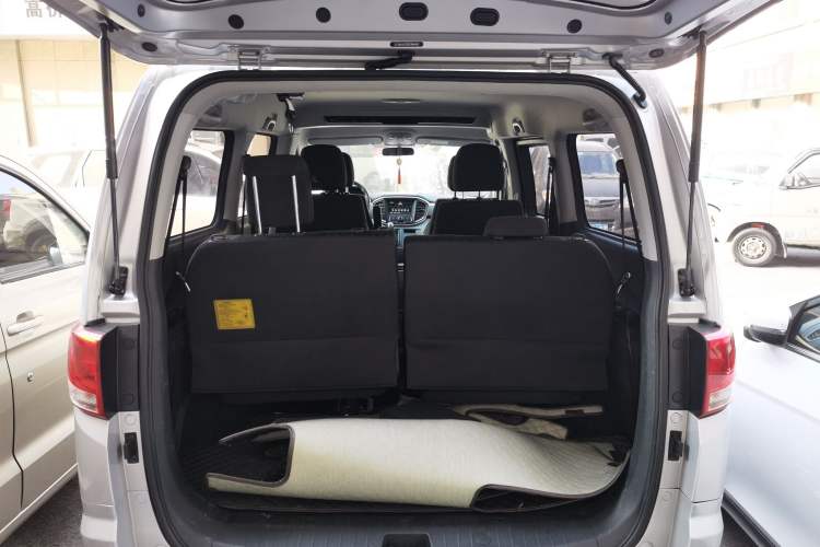 Used JAC Refine M4 2019 Business & Travel Series 2.0L Manual Comfort Model China V Standard