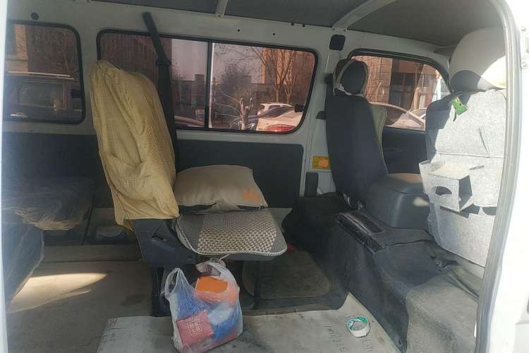 Used Jinbei Hiace 2018 2.0L Fifth-Generation Kuaiyun Standard Version Standard Roof 6 Seats V19S
