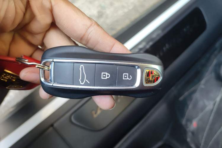 Used Porsche Panamera 2023 Facelifted Panamera 2.9T Platinum Edition
