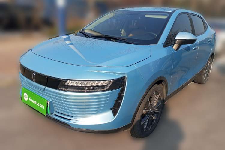 Used ORA iQ 2018 High-Range Version Smart Connectivity Model