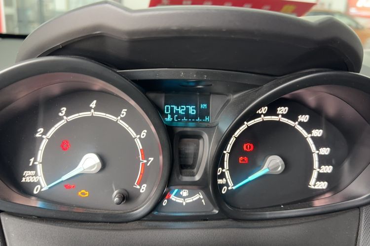 Used Ford Fiesta 2013 Sedan 1.5L Manual Fashion Edition
