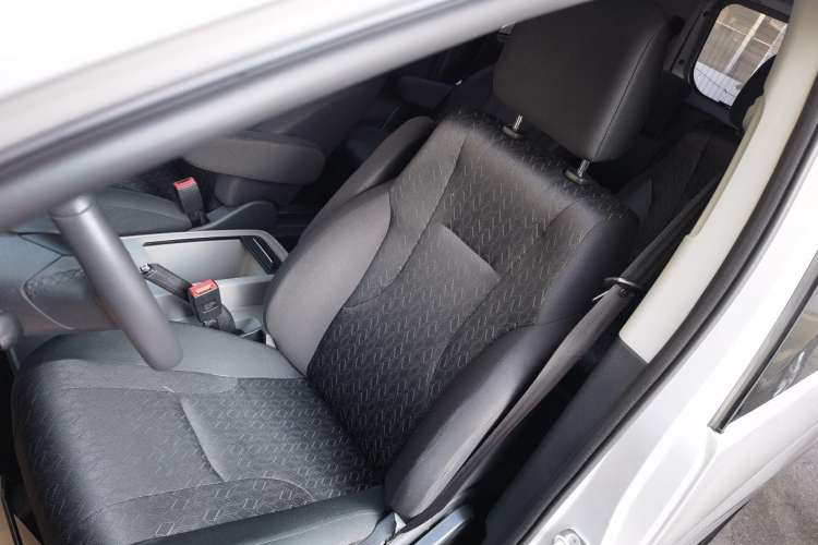 Used JAC Refine M4 2019 Business & Travel Series 2.0L Manual Comfort Model China V Standard