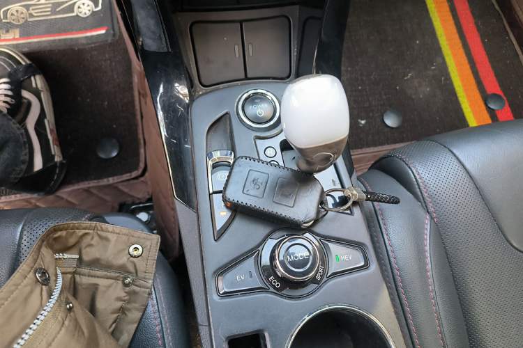 Used BYD Qin 2014 1.5T Flagship Model
