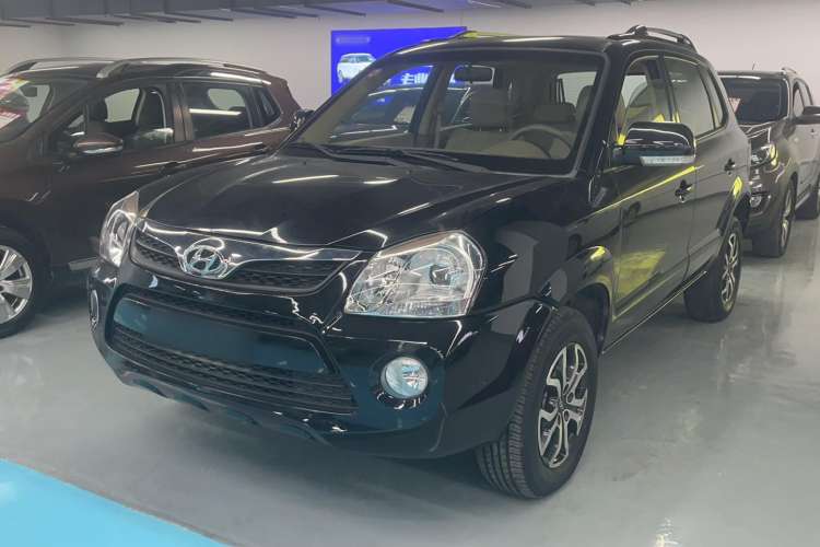 Used Hyundai Tucson 2013 2.0L Manual Two-Wheel Drive Fashion Edition