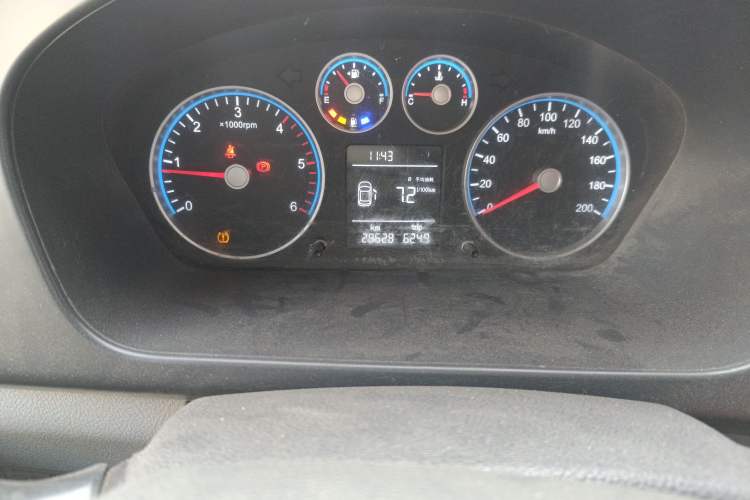 Used Foton Toano 2020 2.5T Manual Tongtu Short Wheelbase Mid-Roof 5/6-Seater 4J25TC3