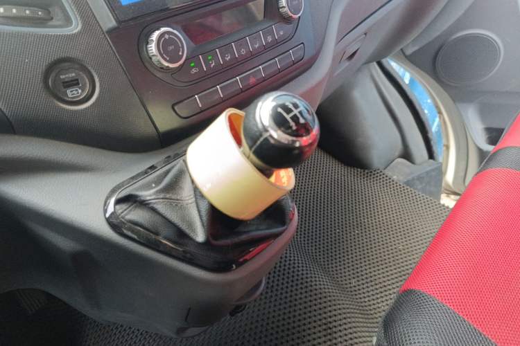 Used Foton Toano 2020 2.5T Manual Tongtu Short Wheelbase Mid-Roof 5/6-Seater 4J25TC3