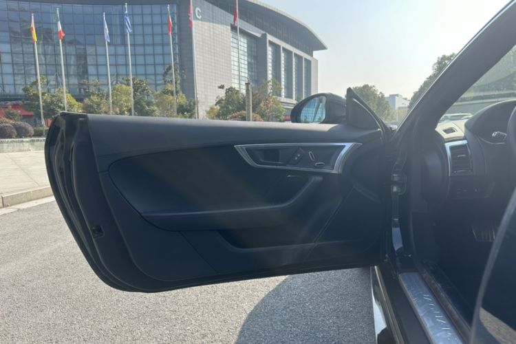 Used Jaguar F-TYPE 2022 P300 Hardtop Version
