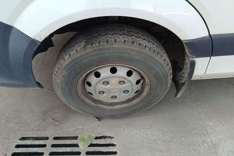 Used Foton Toano 2020 2.5T Manual Tongtu Short Wheelbase Mid-Roof 5/6-Seater 4J25TC3