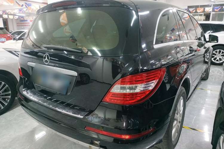 Used Mercedes-Benz R-Class 2011 R 300 L Business Model
