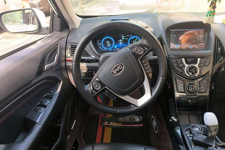 Used BYD Qin 2014 1.5T Flagship Model
