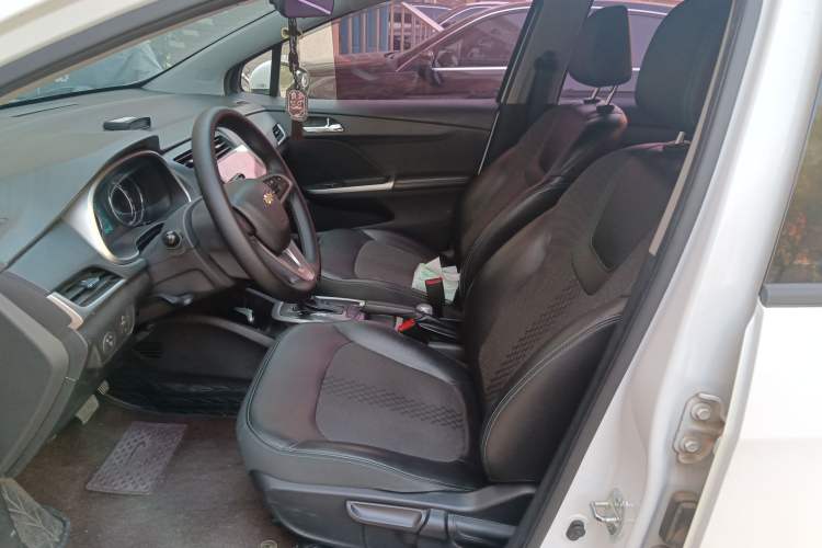 Used Chevrolet Lova RV 2016 1.5L Automatic Smart Drive Edition
