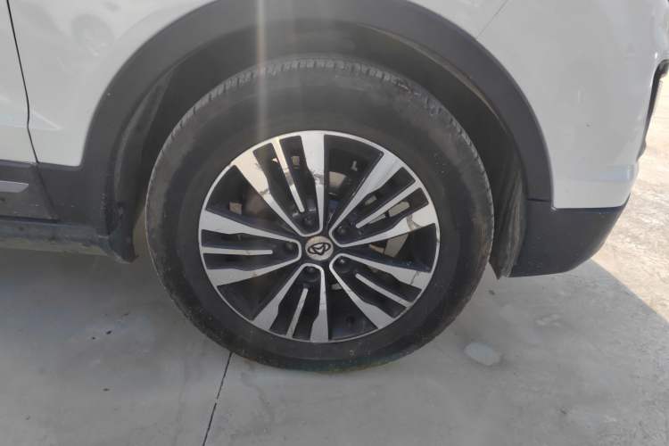 Used CHANGAN OSHAN CX70 2017 CX70T 1.5T Automatic Zunqing Edition
