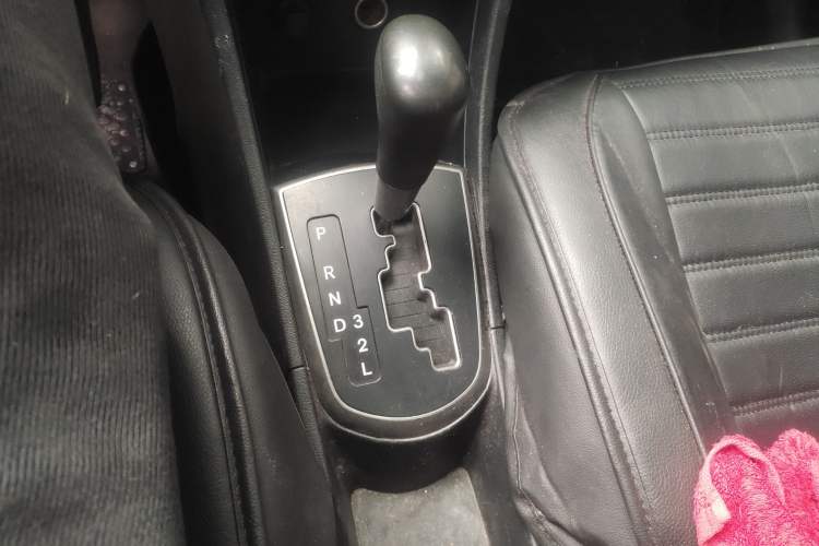 Used Hyundai Verna Ray 2014 1.4L Automatic GLX