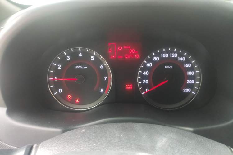 Used Hyundai Verna Ray 2014 1.4L Automatic GLX