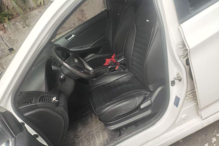 Used Hyundai Verna Ray 2014 1.4L Automatic GLX