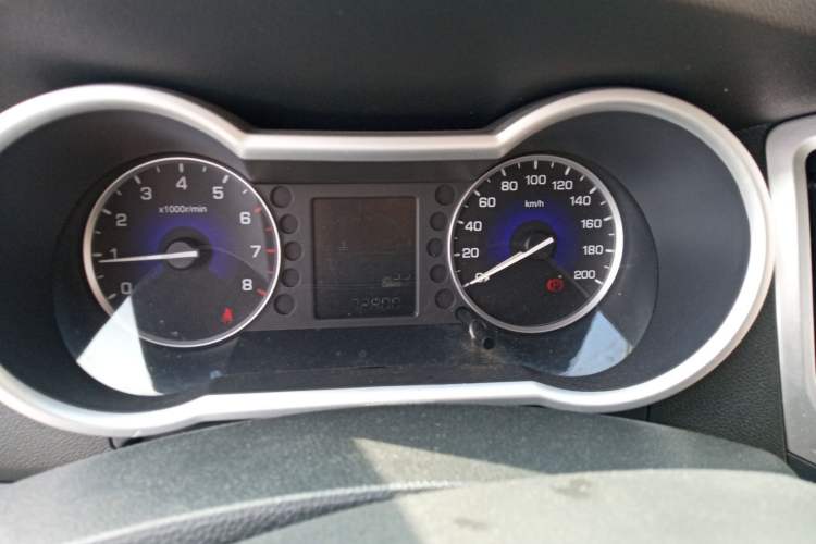 Used Dongfeng Aeolus A30 2014 1.5L Manual Smart-Drive Luxury Edition