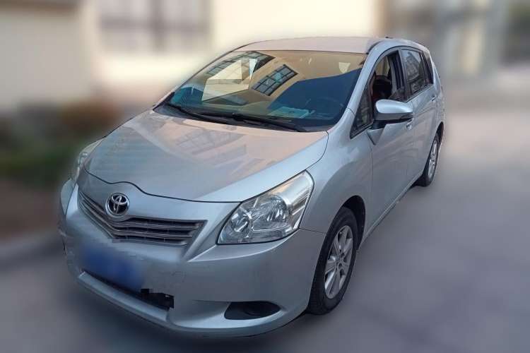 Used Toyota Verso 2014 Starlight 180E CVT Elite Edition