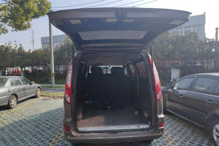 Used Foton MP-X E 2017 2.0L New Express Long Wheelbase 4Q20M