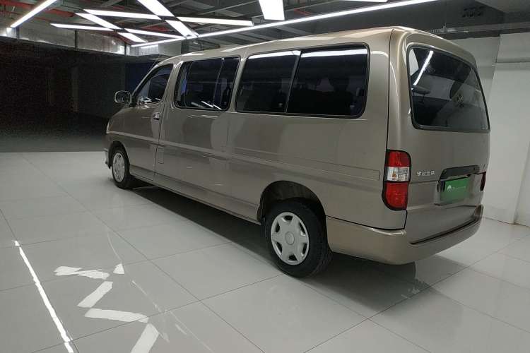 Used Jinbei Express 2020 2.0L Upgraded Version China VI Standard Luxury 9-Seater 1TZS