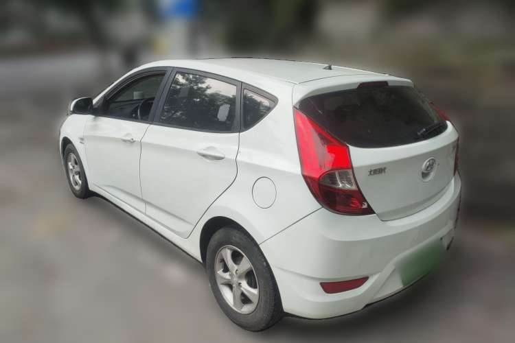 Used Hyundai Verna Ray 2014 1.4L Automatic GLX