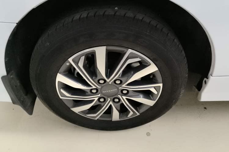 Used SAIC MAXUS G20 2021 Facelifted PLUS 2.0T Diesel Automatic Luxury Edition
