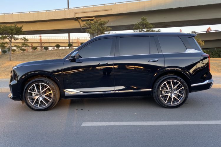 Used GAC Trumpchi GS8 2022 Dual-Engine Series 2.0TM Two-Wheel Drive Prestige Edition (7 Seats)