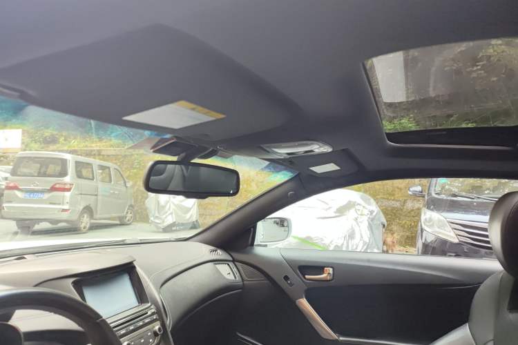 Used Hyundai Genesis Coupe 2012 2.0T Automatic Luxury Edition