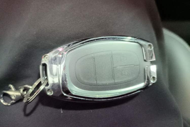 Used SAIC MAXUS G20 2021 Facelifted PLUS 2.0T Diesel Automatic Luxury Edition
