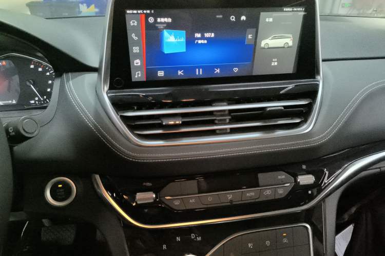 Used SAIC MAXUS G20 2021 Facelifted PLUS 2.0T Diesel Automatic Luxury Edition
