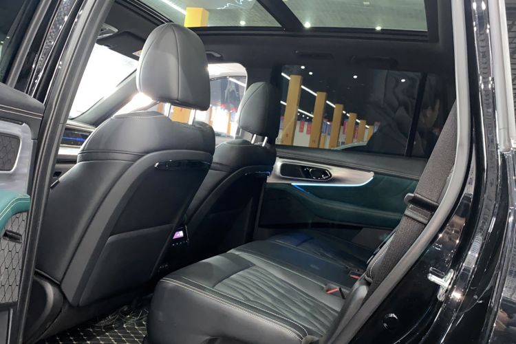 Used GAC Trumpchi GS8 2022 Dual-Engine Series 2.0TM Two-Wheel Drive Prestige Edition (7 Seats)