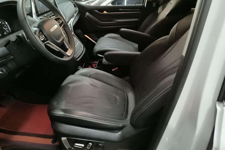 Used SAIC MAXUS G20 2021 Facelifted PLUS 2.0T Diesel Automatic Luxury Edition
